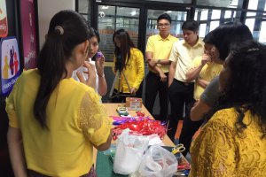 กิจกรรม KM Smart Sharing ครั้งที่ 1 เรื่อง “ การจัดเตรียมสถานที่ประกอบการประชุมสัมมนาและวิธีการพับโบว์สำหรับใส่เหรียญที่ระลึก &quot;