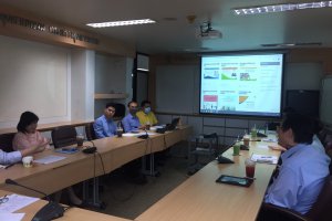 ประชุมคณะทำงานจัดทำองค์ความรู้ การวิเคราะห์และการชี้นำเตือนภัยทางเศรษฐกิจ