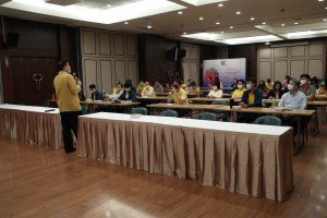 "การบริหารจัดการงานในรูปแบบ Work from Home และการให้บริการประชาสัมพันธ์ข้อมูลยุคใหม่" โดยอาจารย์ธีรัตน์ โสดารัตน์