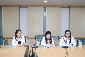 ที่ปรึกษา ให้คำแนะนำและข้อคิดเห็นนวัตกรรมครั้งที่ 1 โดย ดร.คุณากร เพชรคง