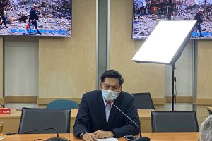 กิจกรรมบรรยายถ่ายทอดความรู้ ในหัวข้อ “การวิเคราะห์สถานการณ์ทางเศรษฐกิจอุตสาหกรรมรายสาขา กรณีศึกษา วิกฤตรัสเซีย-ยูเครนและสถานการณ์โลก : สะเทือนอุตสาหกรรมไทย” 