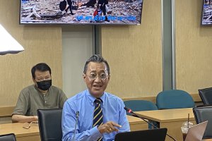 กิจกรรมบรรยายถ่ายทอดความรู้ ในหัวข้อ “การวิเคราะห์สถานการณ์ทางเศรษฐกิจอุตสาหกรรมรายสาขา กรณีศึกษา วิกฤตรัสเซีย-ยูเครนและสถานการณ์โลก : สะเทือนอุตสาหกรรมไทย” 