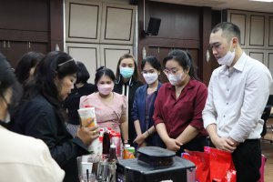 KM Smart Activity 2/66 "เทคนิคการชงเครื่องดื่มง่าย ๆ สไตล์ Cafe"