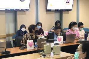 (14-02-2567) จัดประชุมเพื่อสร้างความรู้ความเข้าใจเกี่ยวกับการดำเนินการเกณฑ์คุณภาพการบริหารจัดการภาครัฐ พ.ศ. 2567 (PMQA) ประเภทรายหมวด เน้นเฉพาะหมวดที่ สศอ. จะเลือกสมัครรางวัล