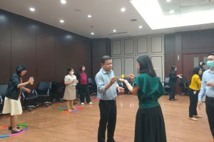 (19 ก.พ. 2568) กิจกรรม "ปลุกพลัง ตั้งเป้าหมาย สู่ความสำเร็จ" เพื่อถ่ายทอดความรู้ นำองค์ความรู้ที่ได้มาขยายผล ถ่ายทอดให้บุคลากรภายในสศอ. (ครั้งที่ 1)