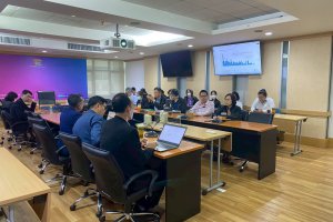 กิจกรรมเพื่อถ่ายทอดความรู้โดยบุคลากรภายนอก เรื่อง “มองไกล – คิดรุก วิเคราะห์สถานการณ์โลกและภูมิภาคเพื่อโอกาสและการรับมือความเสี่ยงอุตสาหกรรมไทย”