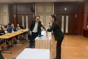 กิจกรรมการนำเสนอผลงานจาการสร้างนวัตกรรมหรือปรับปรุงกระบวนงานในค์กรและตัดสินรางวัลนวัตกรรม